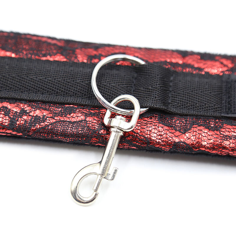 OHMAMA FETISH - VELVET HANDCUFFS WITH NYLON TAPE - Imagem de 4