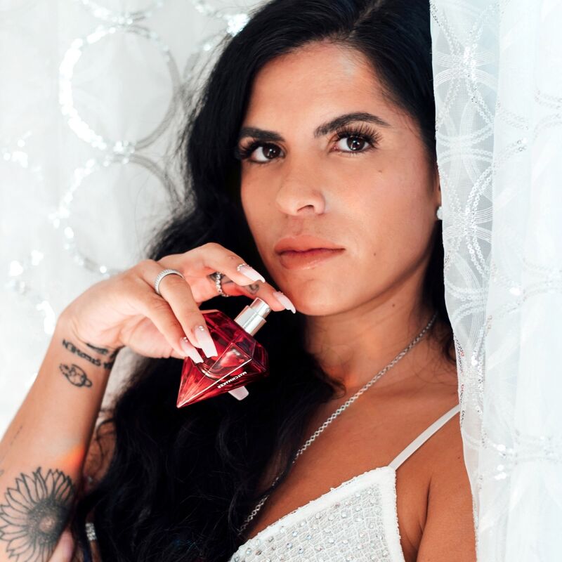 EYE OF LOVE - MATCHMAKER RED DIAMOND LGBTQ PERFUME PHEROMONES FOR HER 30 ML - Imagem de 4