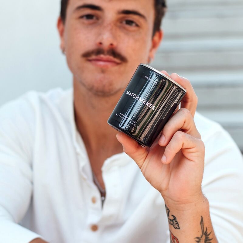 EYE OF LOVE - MATCHMAKER BLACK DIAMOND MASSAGE CANDLE ATTRACT HER 150 ML - Imagem de 5