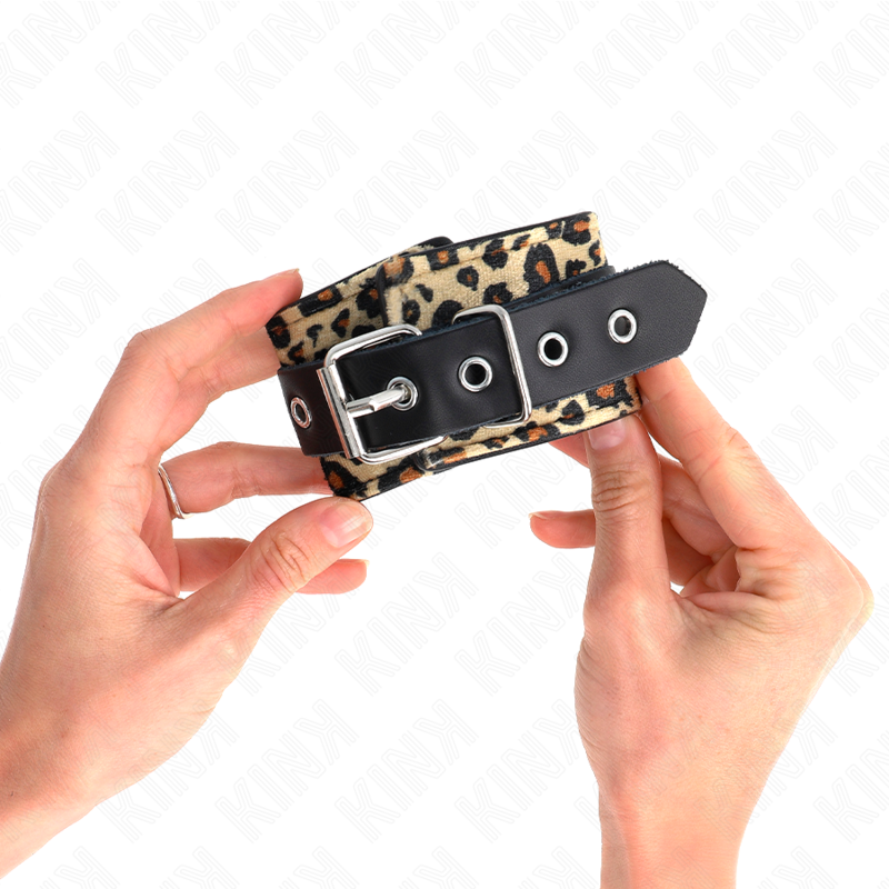 KINK - LEOPARD REAL LEATHER WRIST RESTRAINT ADJUSTABLE 18-29 CM X 5.5 CM - Imagem de 3