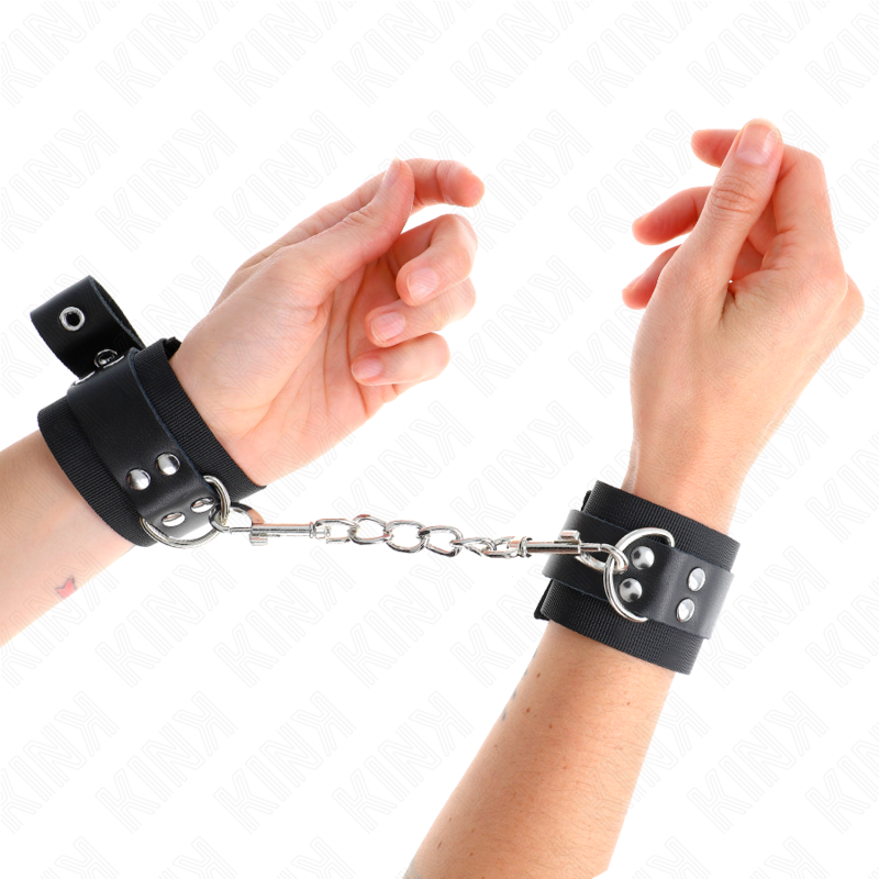KINK - NYLON WRIST RESTRAINTS BLACK WITH LEATHER BELT BLACK ADJUSTABLE 19-29 CM X 5.1 CM - Imagem de 4