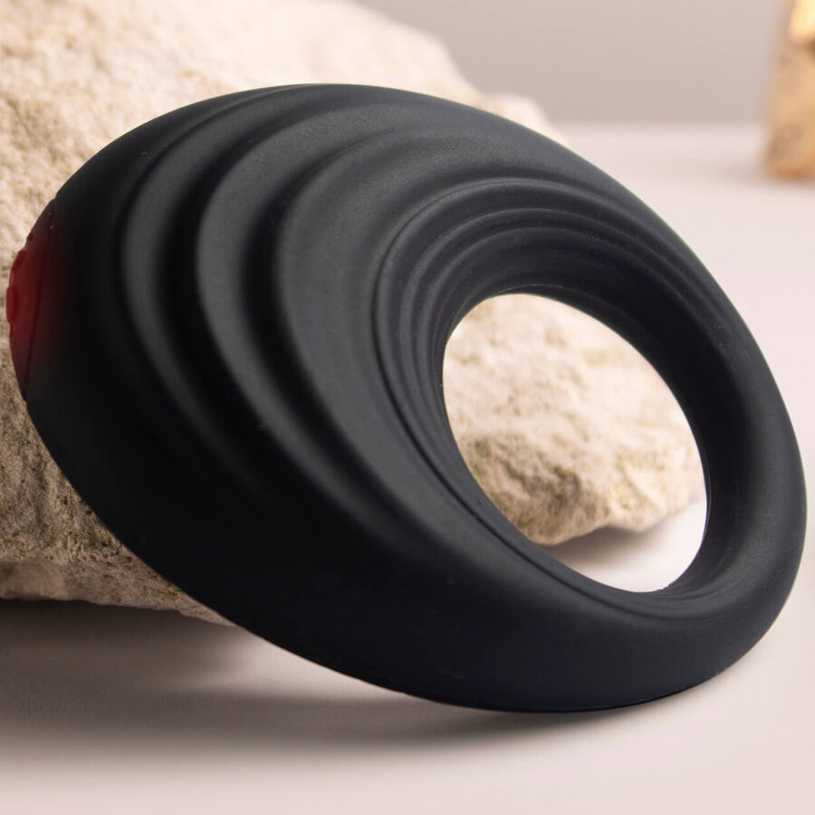 ROCKS-OFF - SPIRE BLACK VIBRATING PENIS RING - Imagem de 4