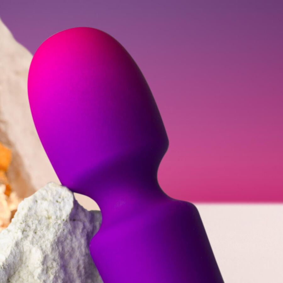 ROCKS- OFF - GLO- GIRL VIBRATOR WAND MINI PURPLE - Imagem de 2